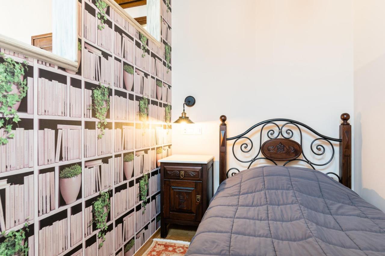 Kaza Guesthouse ديميتسانا المظهر الخارجي الصورة