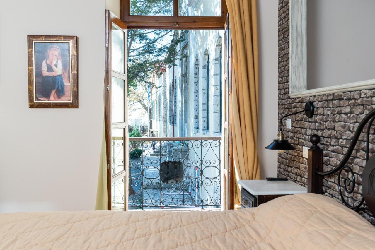 Kaza Guesthouse ديميتسانا المظهر الخارجي الصورة