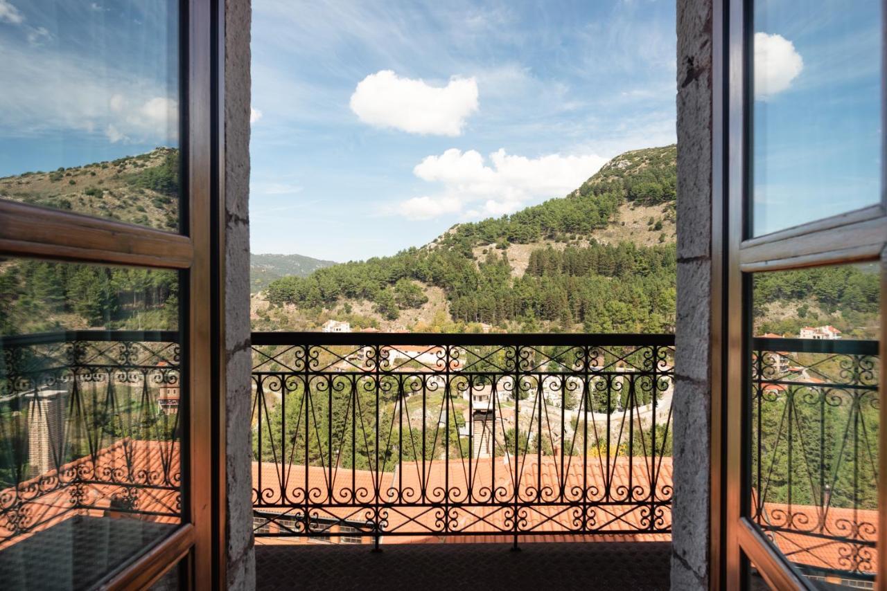 Kaza Guesthouse ديميتسانا المظهر الخارجي الصورة