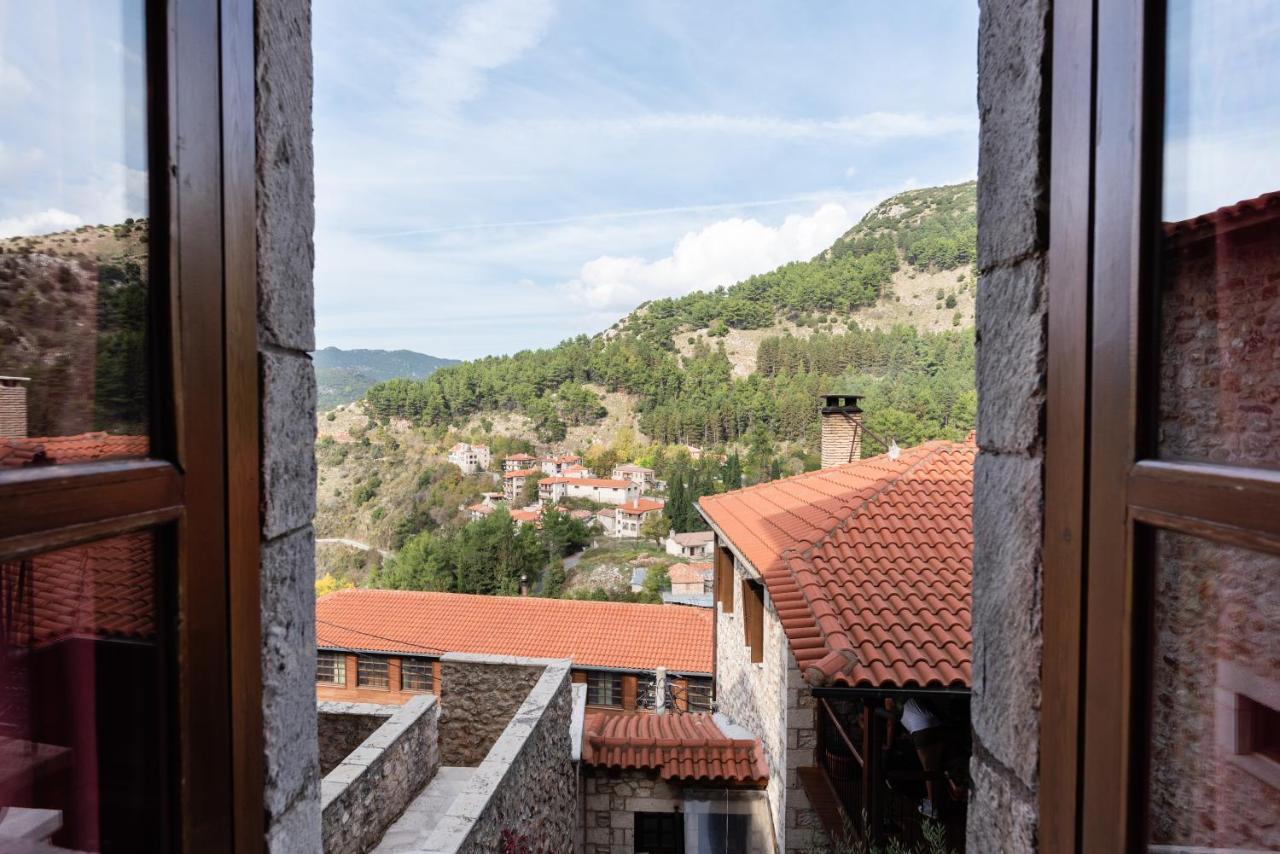 Kaza Guesthouse ديميتسانا المظهر الخارجي الصورة