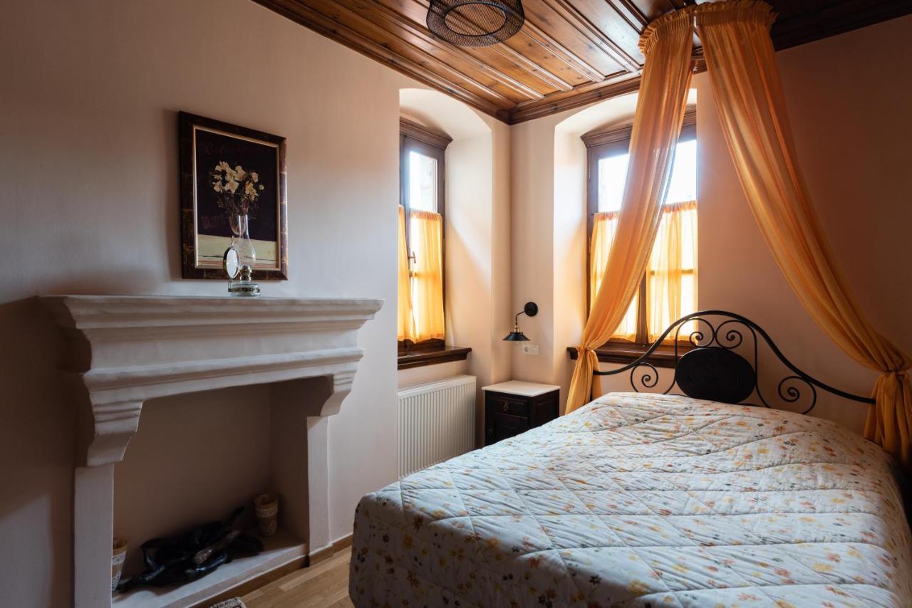 Kaza Guesthouse ديميتسانا المظهر الخارجي الصورة
