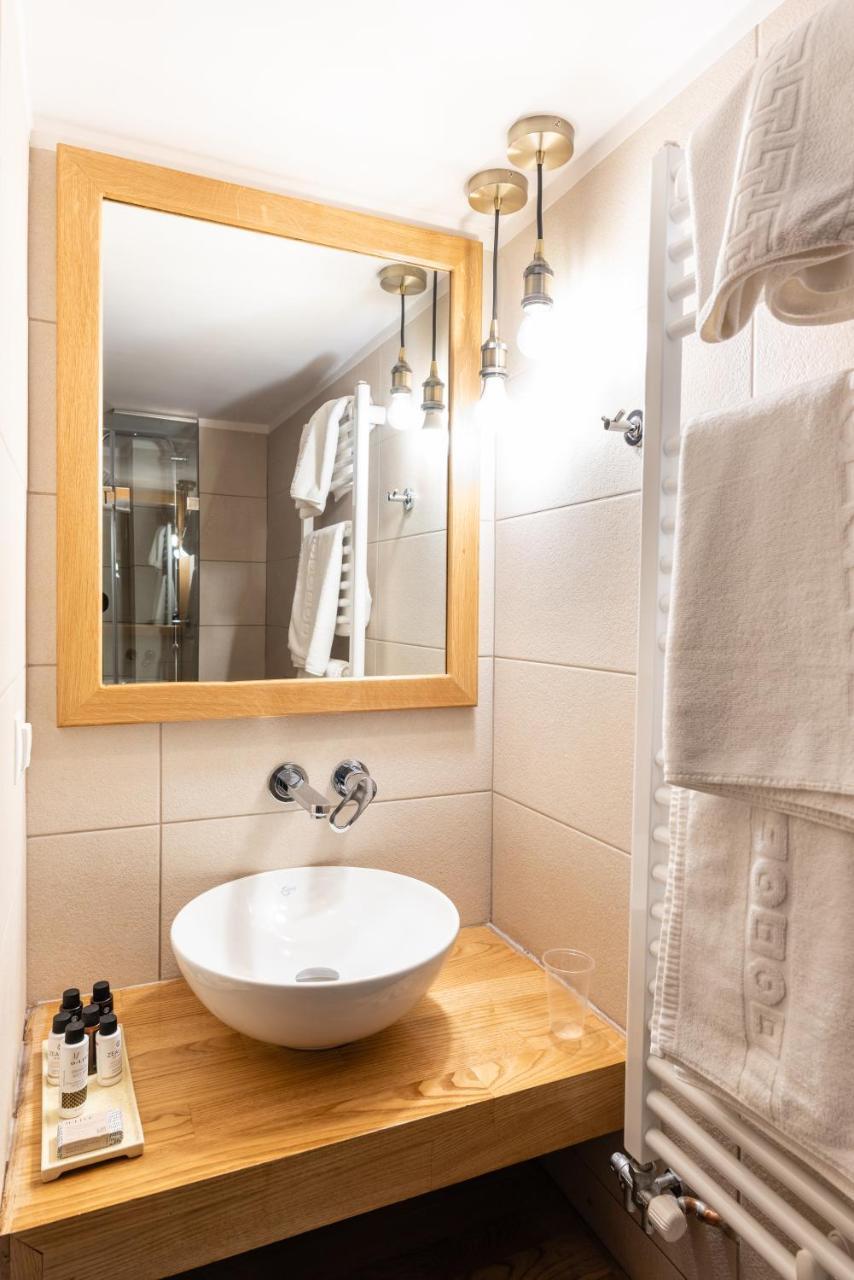 Kaza Guesthouse ديميتسانا المظهر الخارجي الصورة